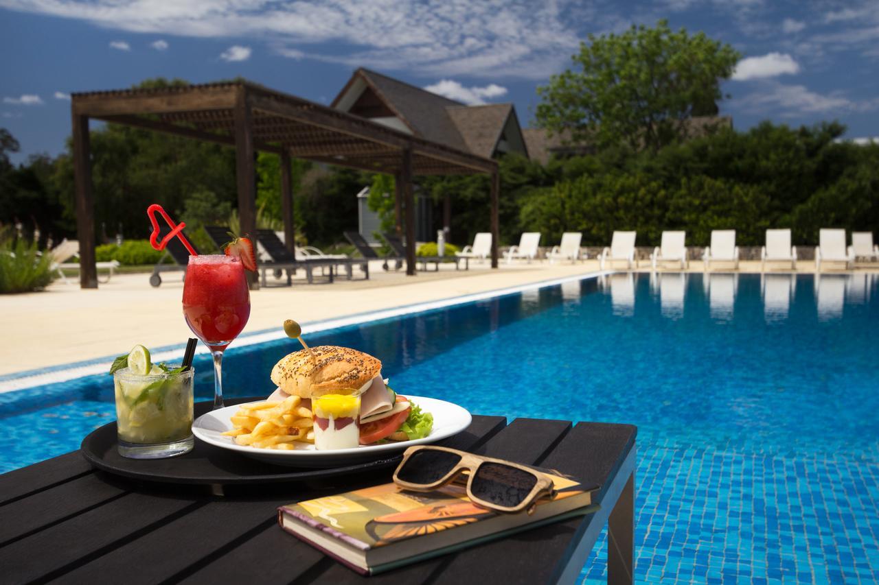 Real Colonia Hotel&Suites Colonia del Sacramento Zewnętrze zdjęcie